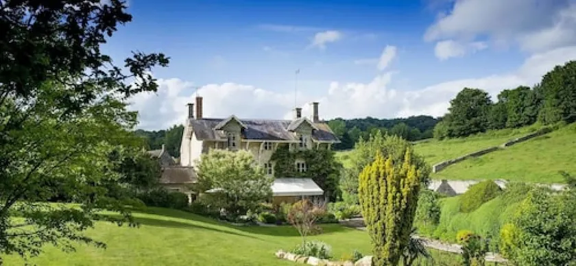Howard's House Hotel - Image 1