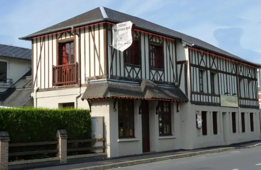 Hôtel-Restaurant La P'tite Auberge - Image 1