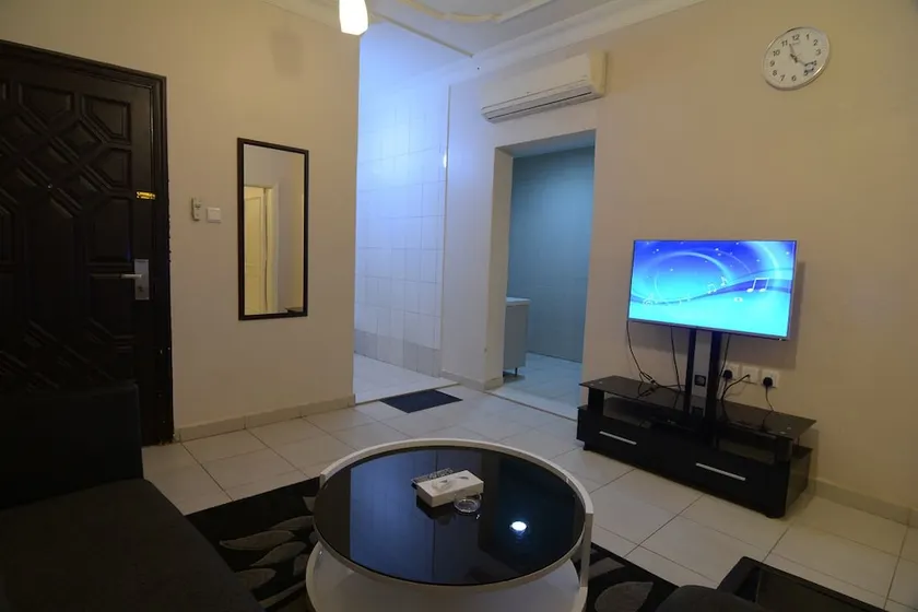 Al Janadriyah 11 - Image 1