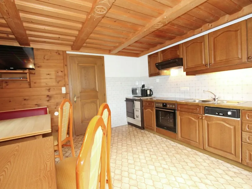 Cosy Holiday Home in Kappl Near Town Center - Image 1