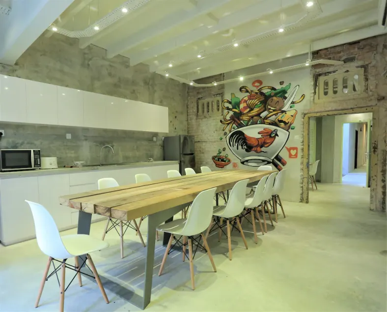 Nomaps - Hostel - Image 1