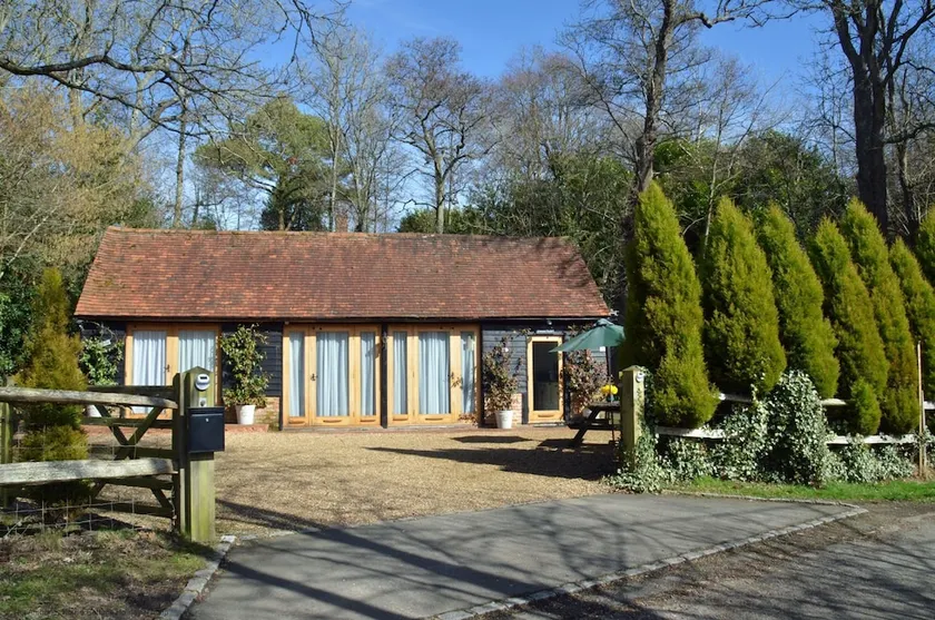 Priors Barn - Image 1