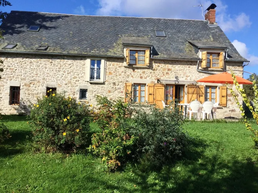 House With 6 Bedrooms in Veyrières, With Enclosed Garden and Wifi - 15 km From the Beach - Image 1