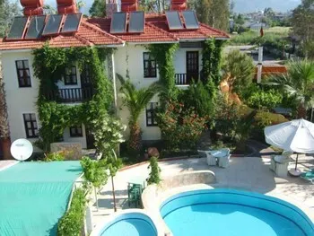 Erciyes Apart Hotel - Image 1