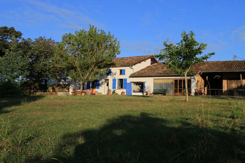 Au Bon Endroit - Image 1