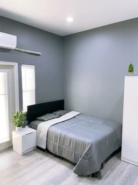 Cozy Private Entrance and  Bath - Image 1