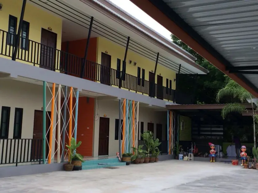 Room Park Hotel - Image 1