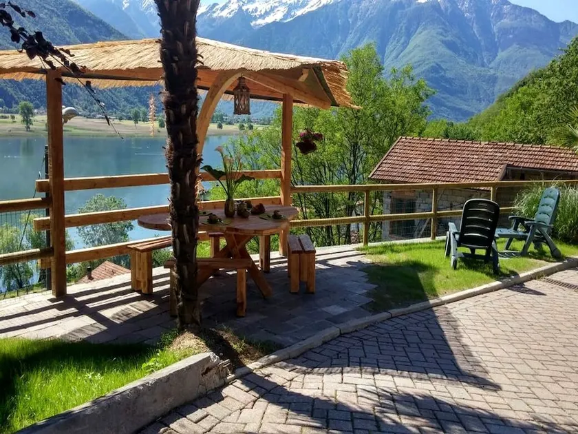 Apartment in Dascio With Garden, Garden Furniture, Heating - Image 1