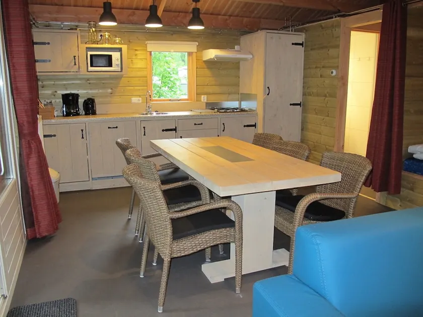 Single storey bungalow with a wood stove, not far from Assen - Image 1