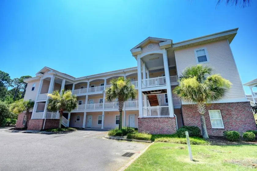 4803 Bovardia Place #102 2 Bedroom Condo by Redawning - Image 1