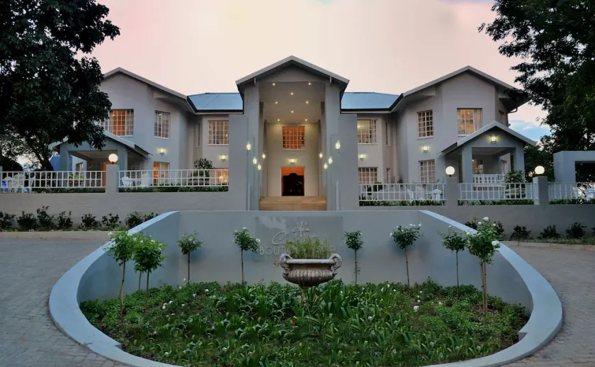 Country Boutique Hotel - Image 1
