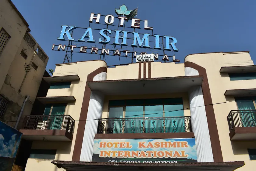 Hotel Kashmir International - Image 1