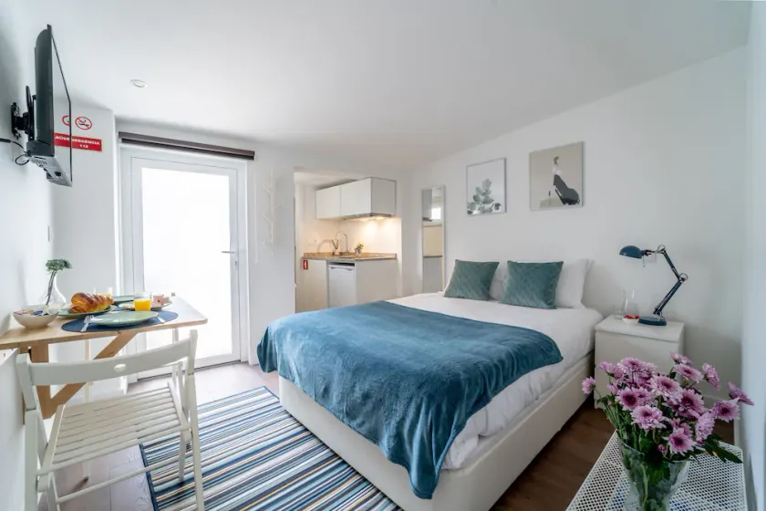 Se Apartamentos - Guadalupe Lofts - Image 1