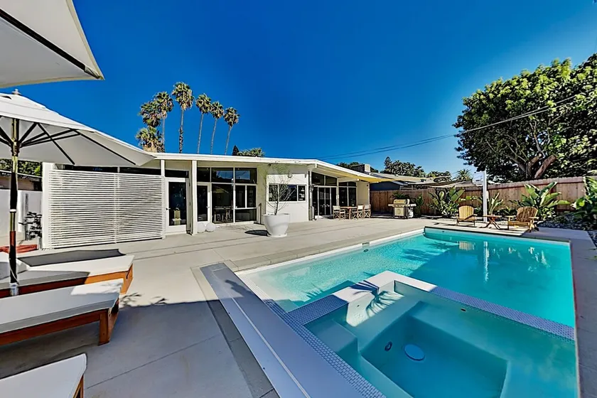 517sadam 3 Bedroom Home - Image 1