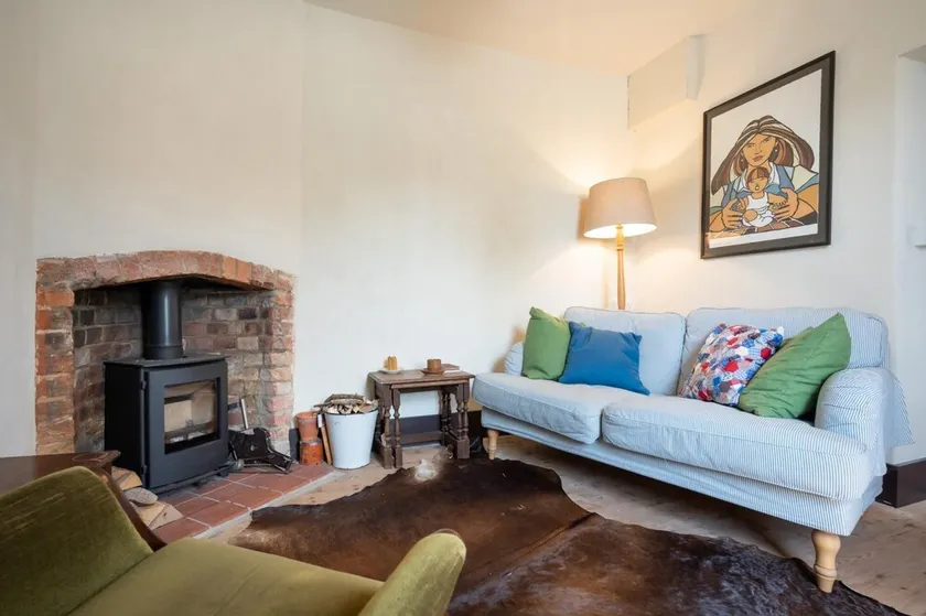 Wonderfully Quirky 3BD Home Amberley West Sussex - Image 1