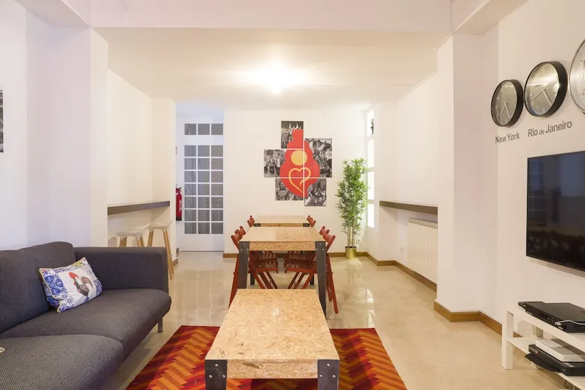 123 Embaixador Hostel - Image 1