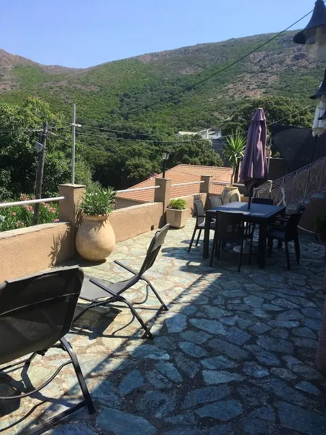 Maison de 3 chambres a Ersa avec magnifique vue sur la montagne et jardin clos a 5 km de la plage - Image 1