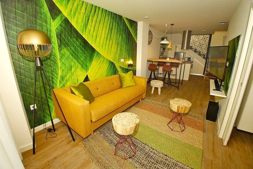 The Wall - New Apartment - Image 1