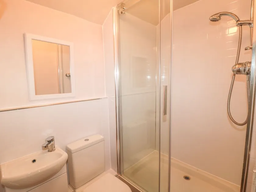 Briar Cottage - Image 1