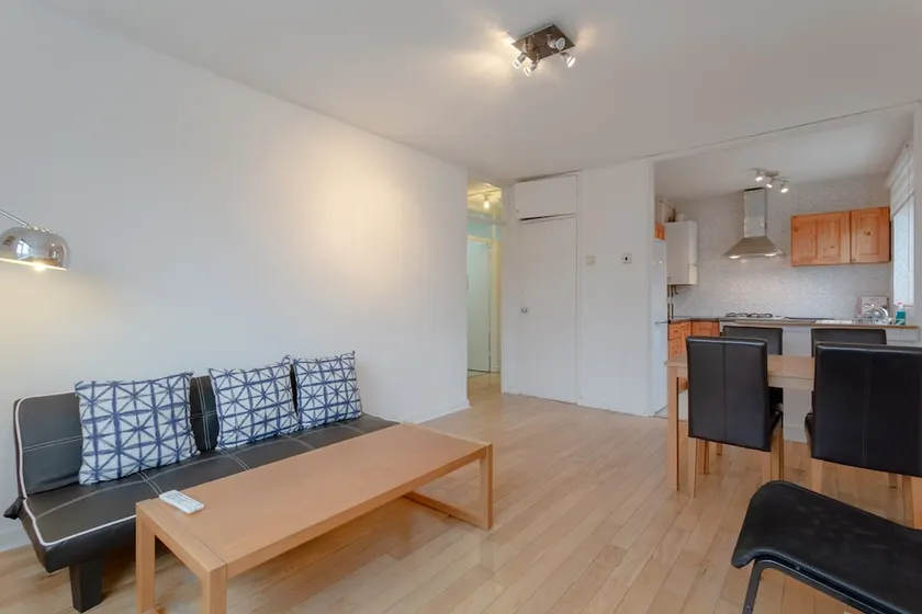 1 Bedroom Flat in Hoxton - Image 1
