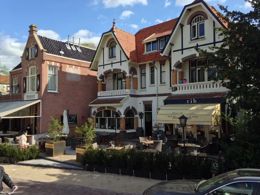 Hotel Heerlijkheid Bergen - Image 1