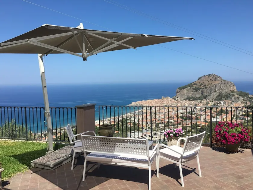 Villa Angela Luxury - Image 1