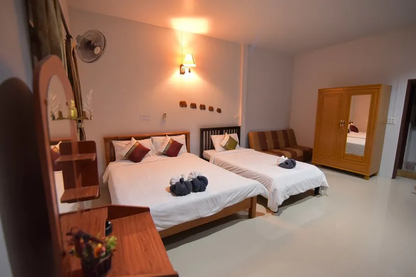 Pinthong Resort - Image 1