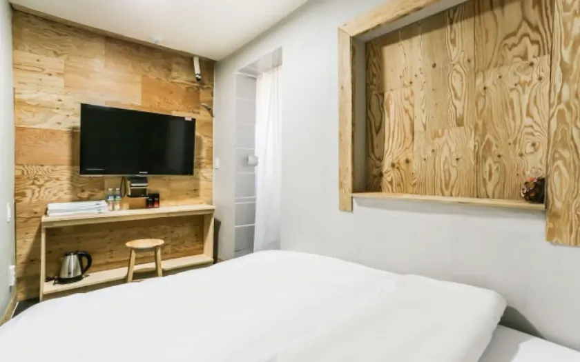 Doksan Daeho Motel - Image 1