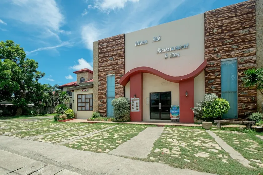 Aloha Nui Hotel by ZEN Rooms - Image 1