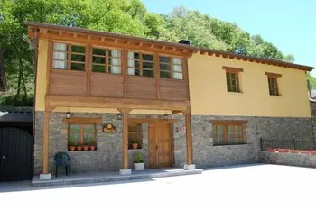 Casa Buela - Image 1