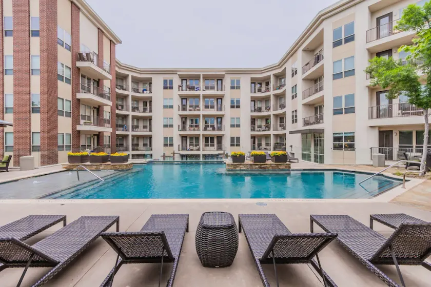 Corporate Suites at Victory Park Dallas - Image 1