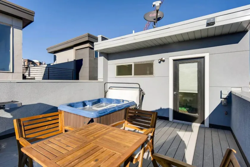 The Highland Square Experience Lohi Townhome - Image 1