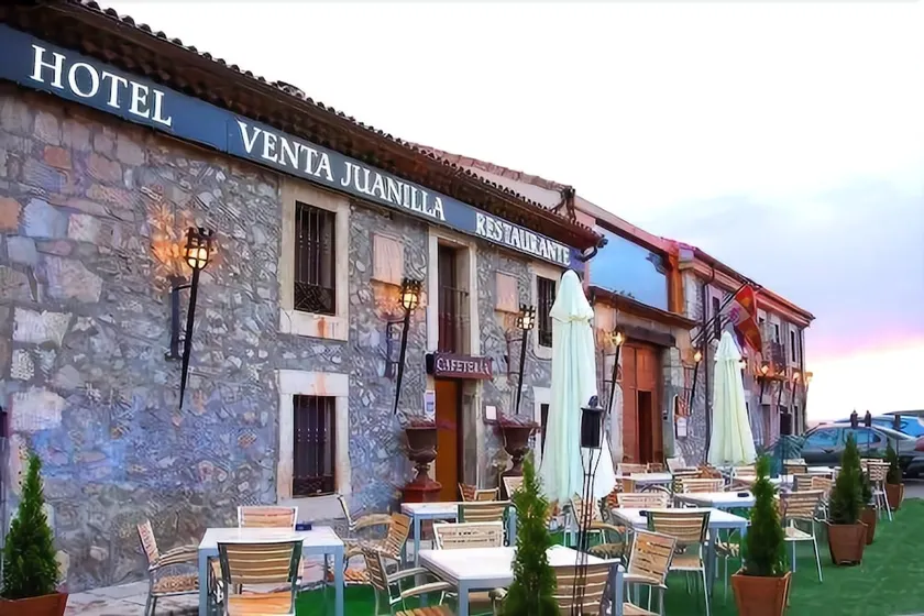 Hotel Venta Juanilla - Image 1