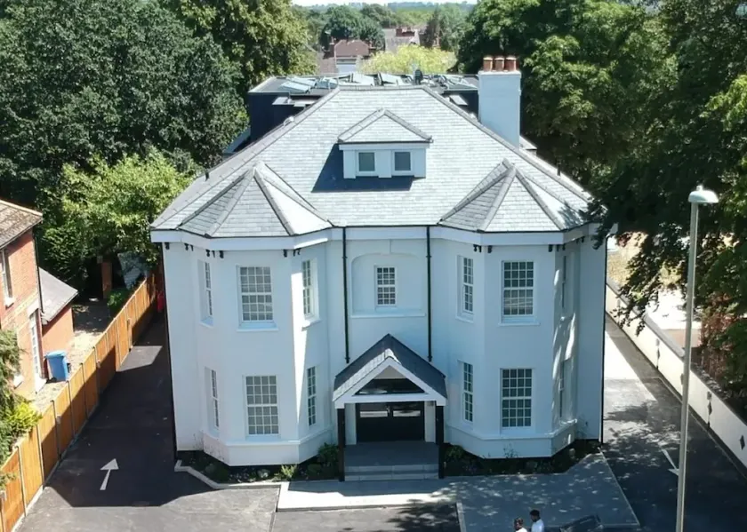 Flying Butler Boutique Apartments - Image 1