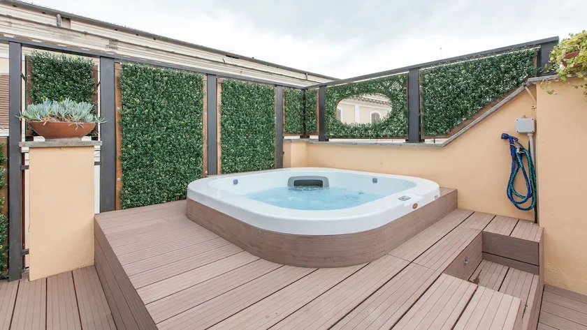Rental in Rome Trevi Penthouse - Image 1