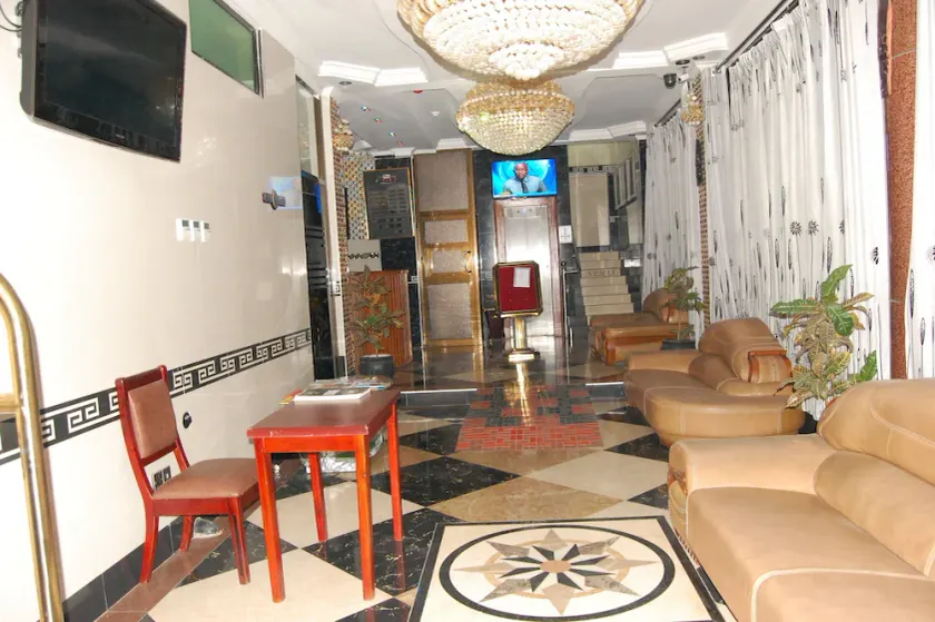 Nemax Royal Hotel - Image 1