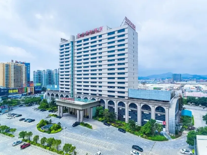 Eastern Five Continents Hotel - Image 1