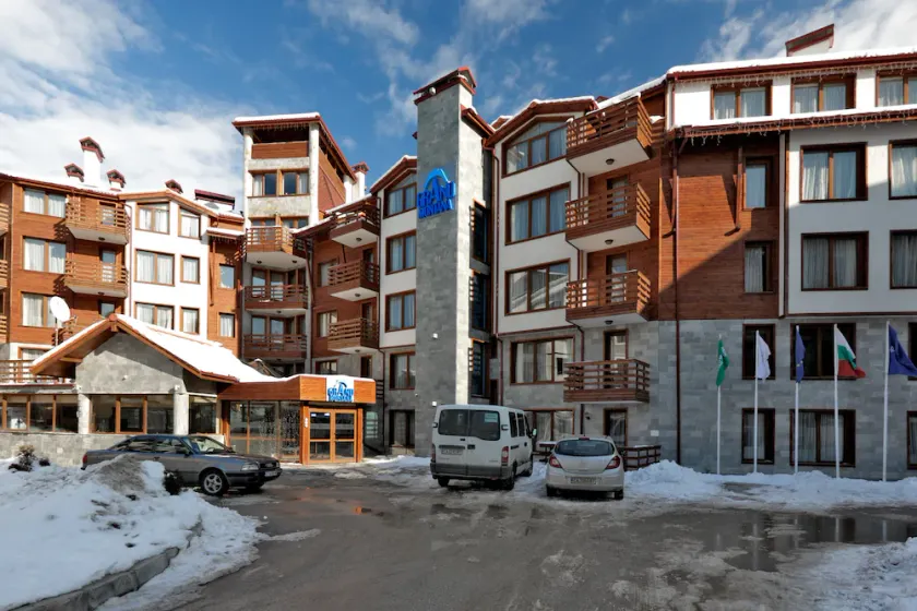 Grand Montana - Image 1
