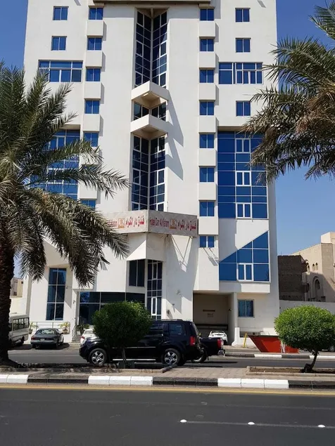 Dar Al Kiram Hotel - Image 1