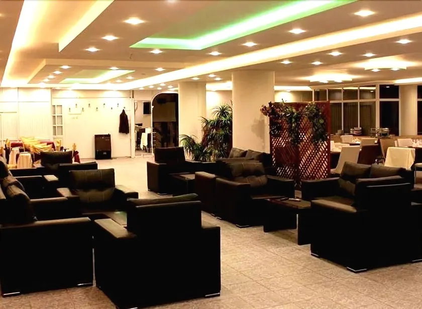 Pithana Hotel - Image 1