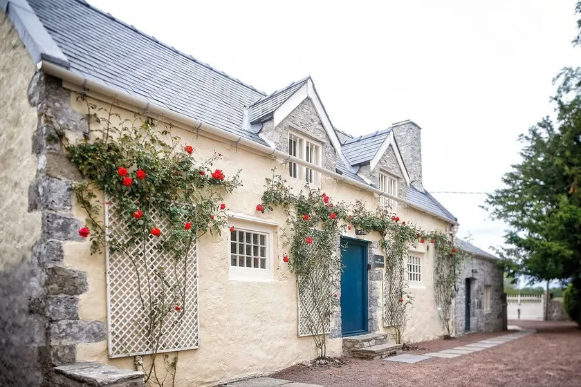 The Cheese House, Gileston Manor - Image 1