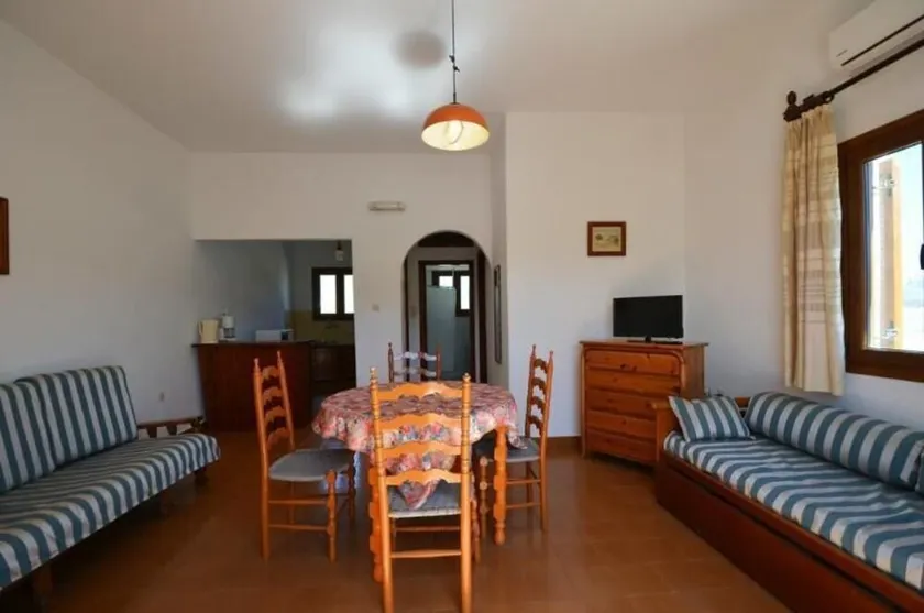 Madoupa Beach Apartments - Image 1