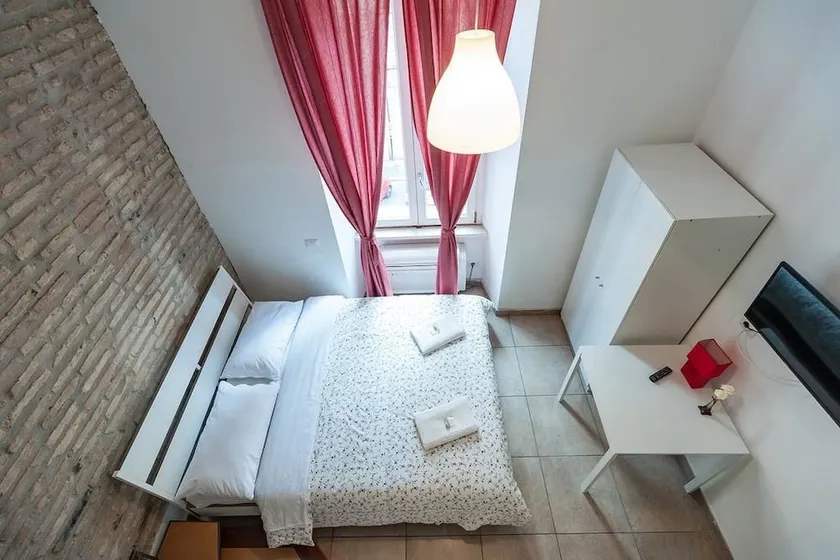 Sasa House - Image 1