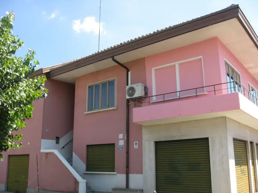 Rosa Cottage - Image 1