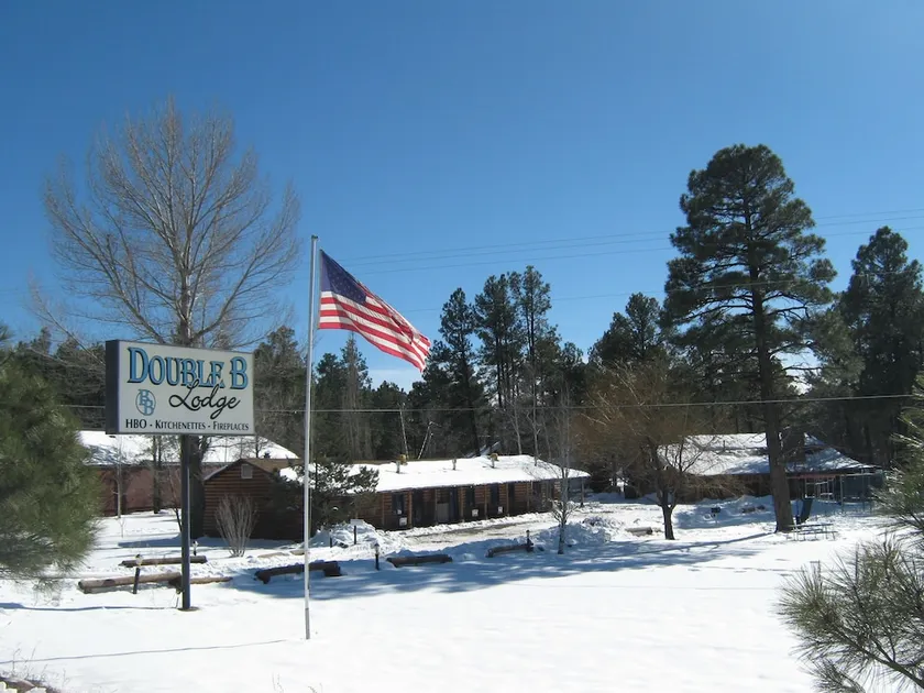 Double B Lodge - Image 1