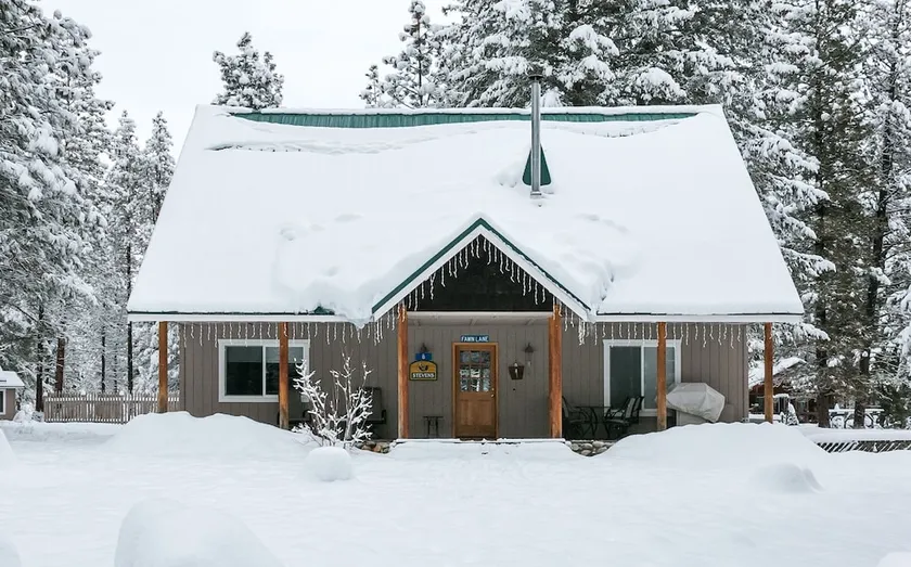 Pine Tree Cottage - Image 1