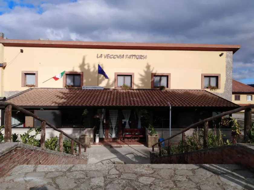 La Vecchia Fattoria - Image 1