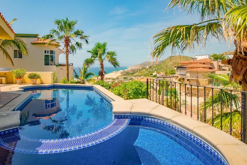 Villa Bougainvillea - Image 1