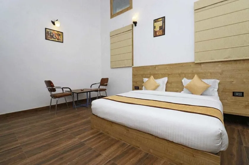 Hotel CPS Castle - Image 1