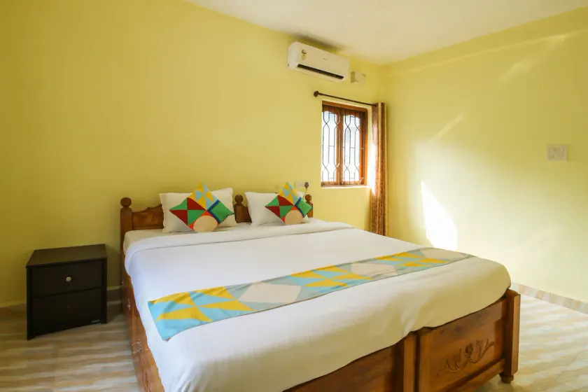OYO 15529 Home Decent 2BHK Candolim - Image 1